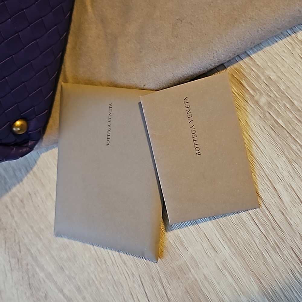 Bottega Veneta Intrecciato Leather Top-Handle Tote in Vivid Purple - Picture 6 of 14